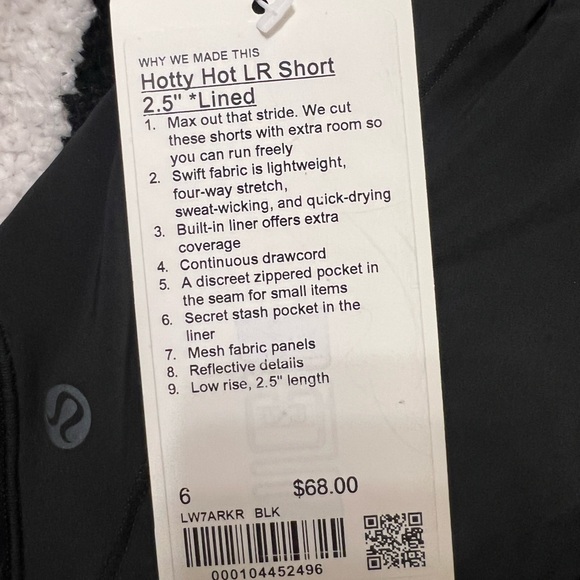 Lululemon hottie hot shorts - Picture 4 of 4